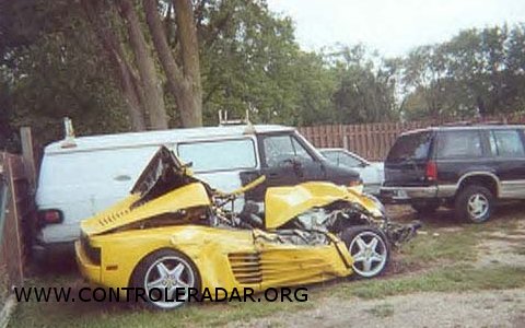 ferrari testarossa accident détruite destroy