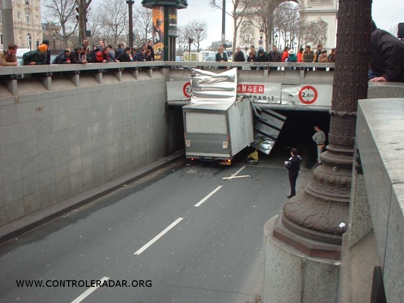 On ne passe pas dans les tunnels