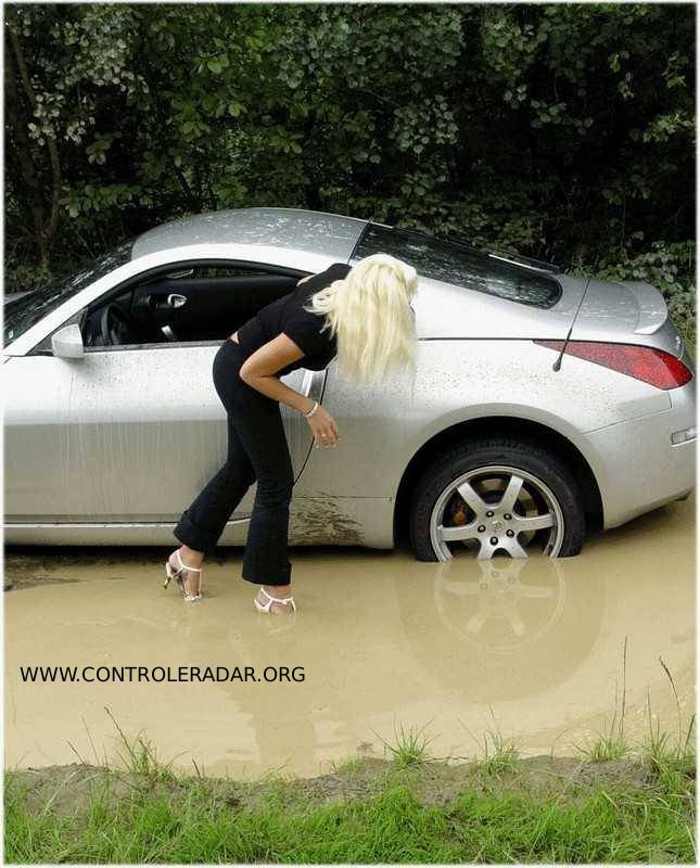 blonde et porsche, mercedes