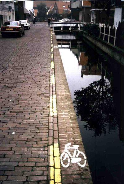 piste cyclable très dangeureuse