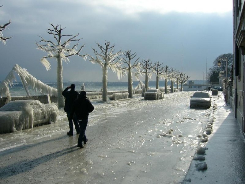 TempÃªte de neige Ã  GenÃ¨ve! du verglas Ã  ne plus savoir qu